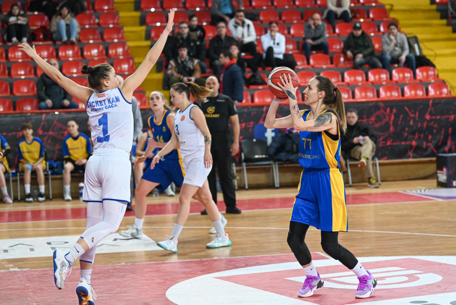 ПРВА ЛИГА-ЖЕНИ-ПЛЕЈ-ОФ-ПОЛУФИНАЛЕ: Шампионот имаше подобар финиш, најде решение за стружанки