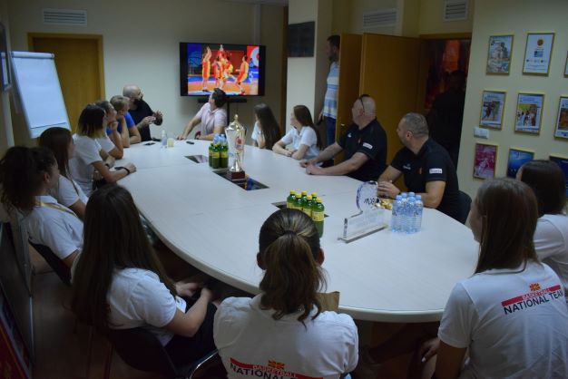 Златните одличја и трофеите од Тбилиси во „Куќата на кошарката“