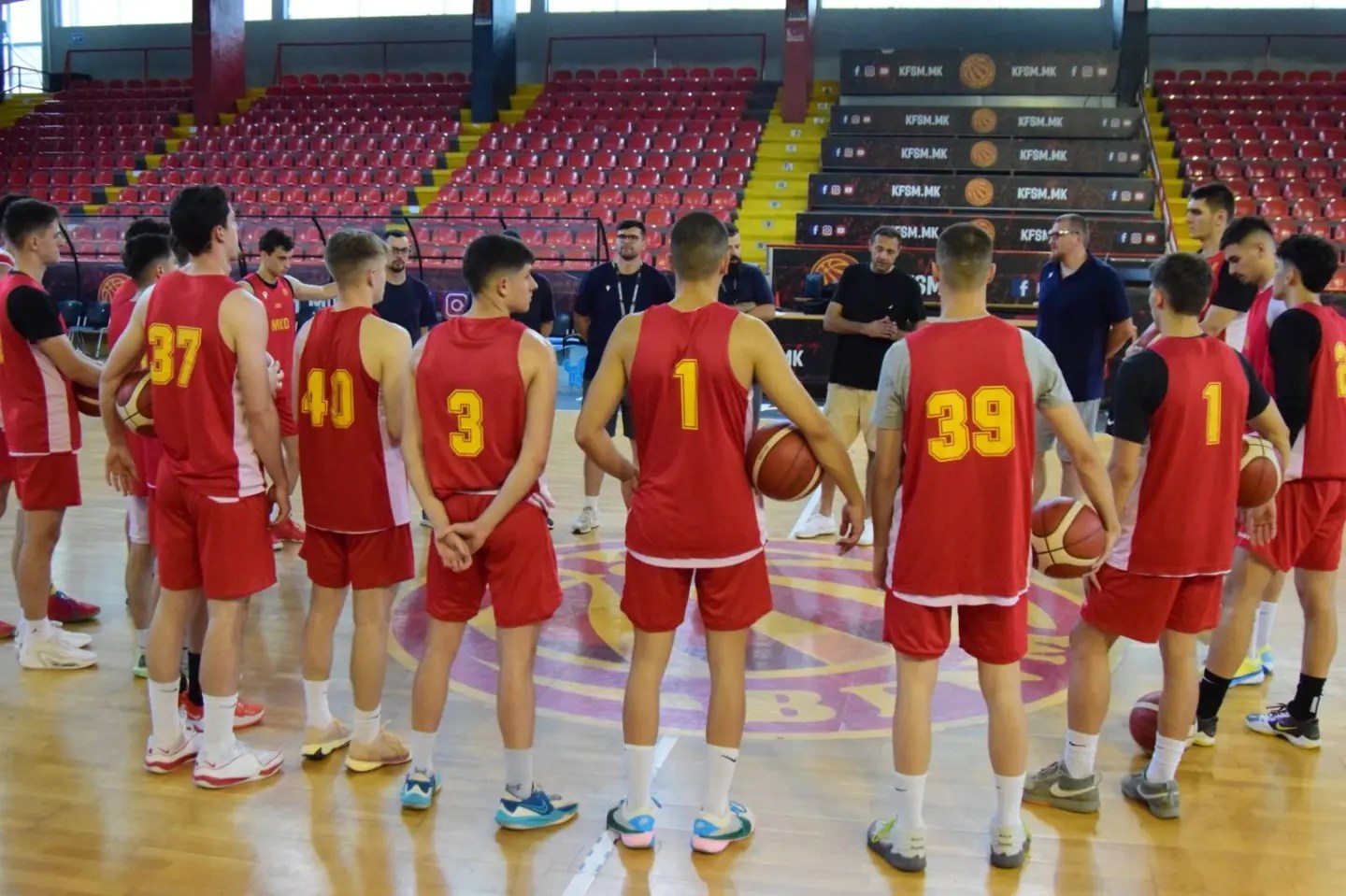 ФОТО: Младинската селекција означи почеток на подготовките