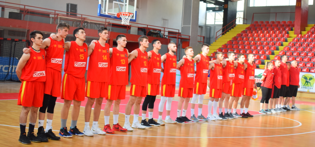 Јуниорите ги завршија подготовките со победа