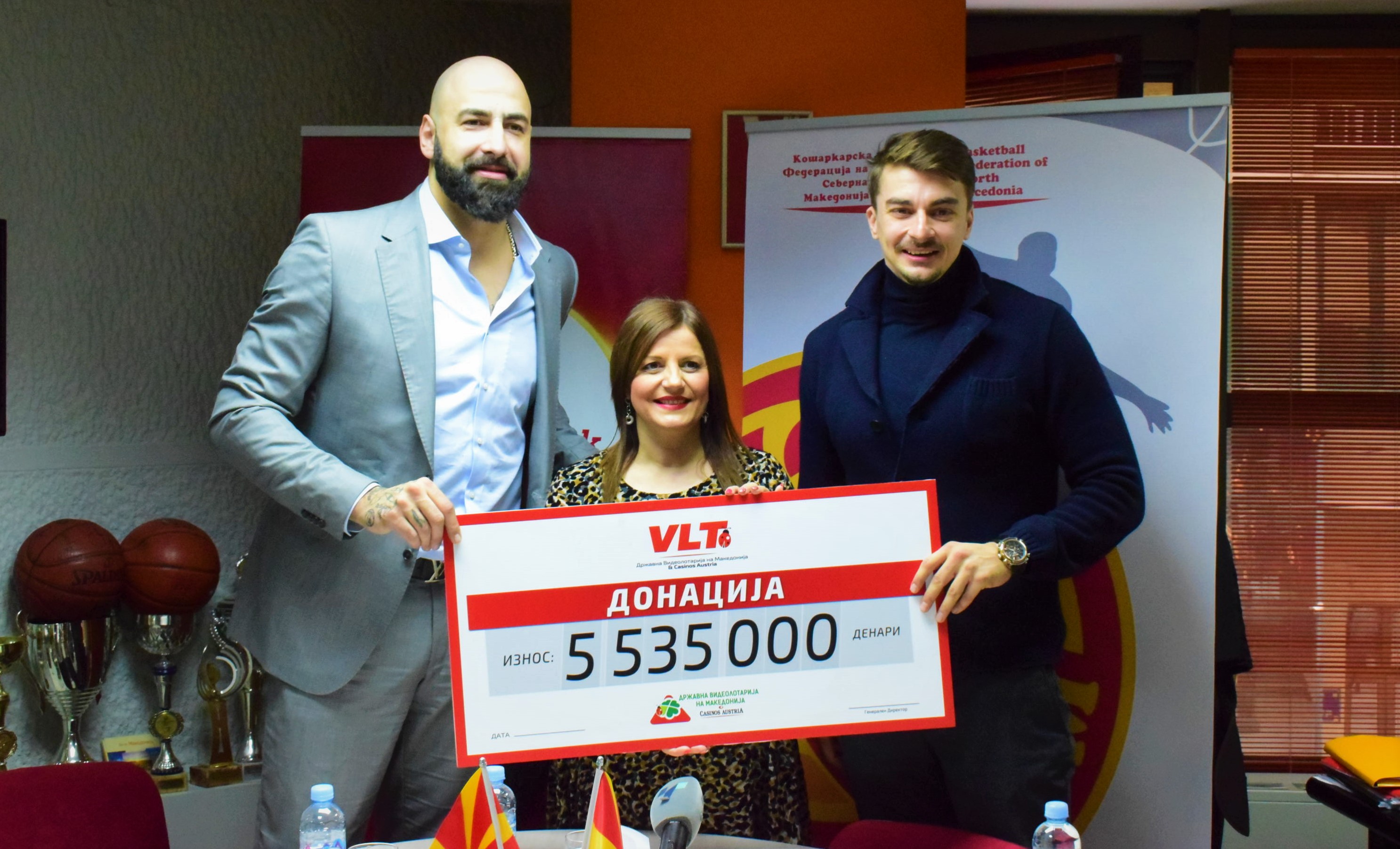 ЗАЕДНИЧКА ПРЕС-КОНФЕРЕНЦИЈА НА КФСМ И ДРЖАВНА ВИДЕОЛОТАРИЈА: Партнерство вредно 6.150.000 денари
