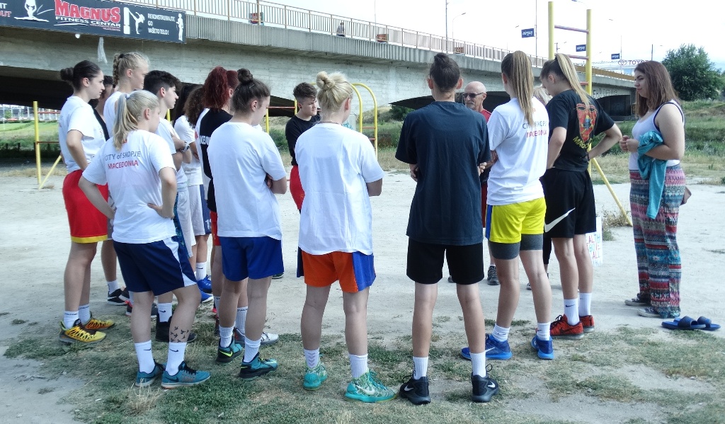 Јуниорките ја пречекуваат Бугарија во пријателски двомеч