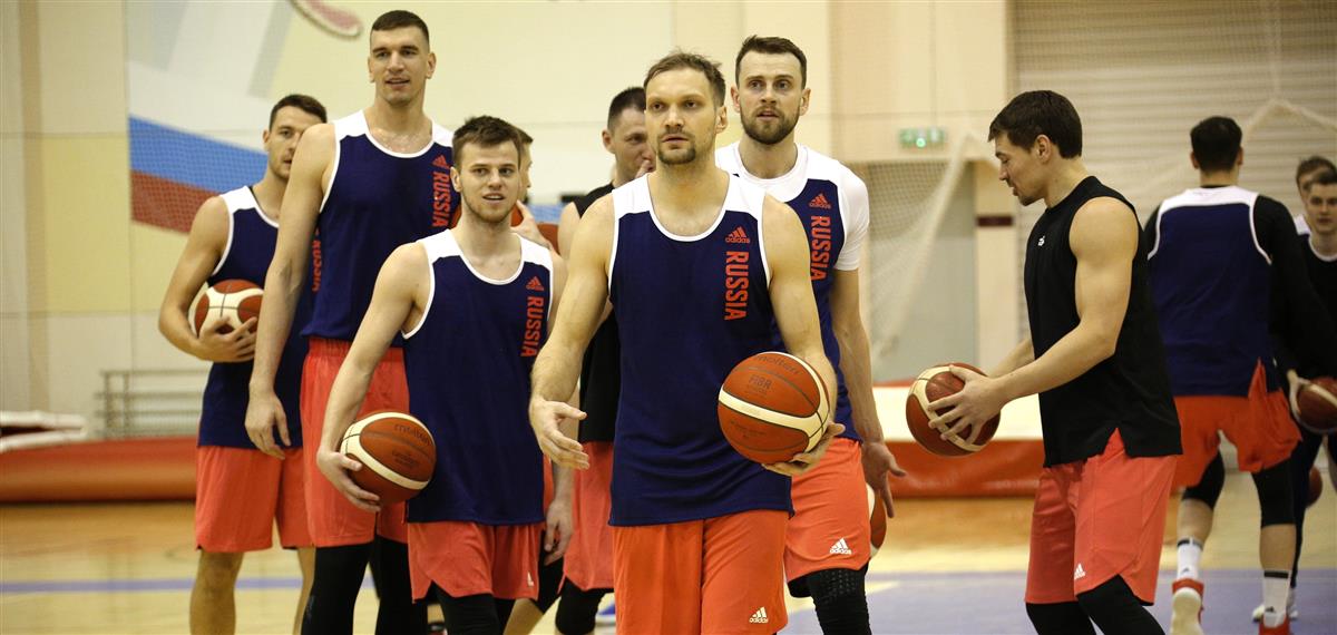 Базаревич остана без „евролигашите“, отпаднаа и повредените Кулагин и Забелин