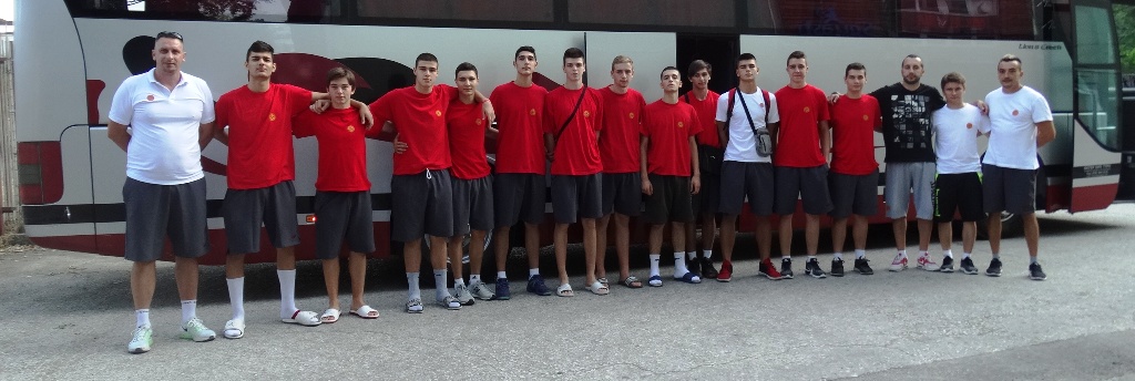 Кадетите заминаа за Бугарија
